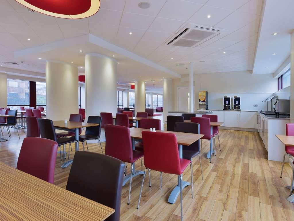 Travelodge London Wembley Restaurante foto