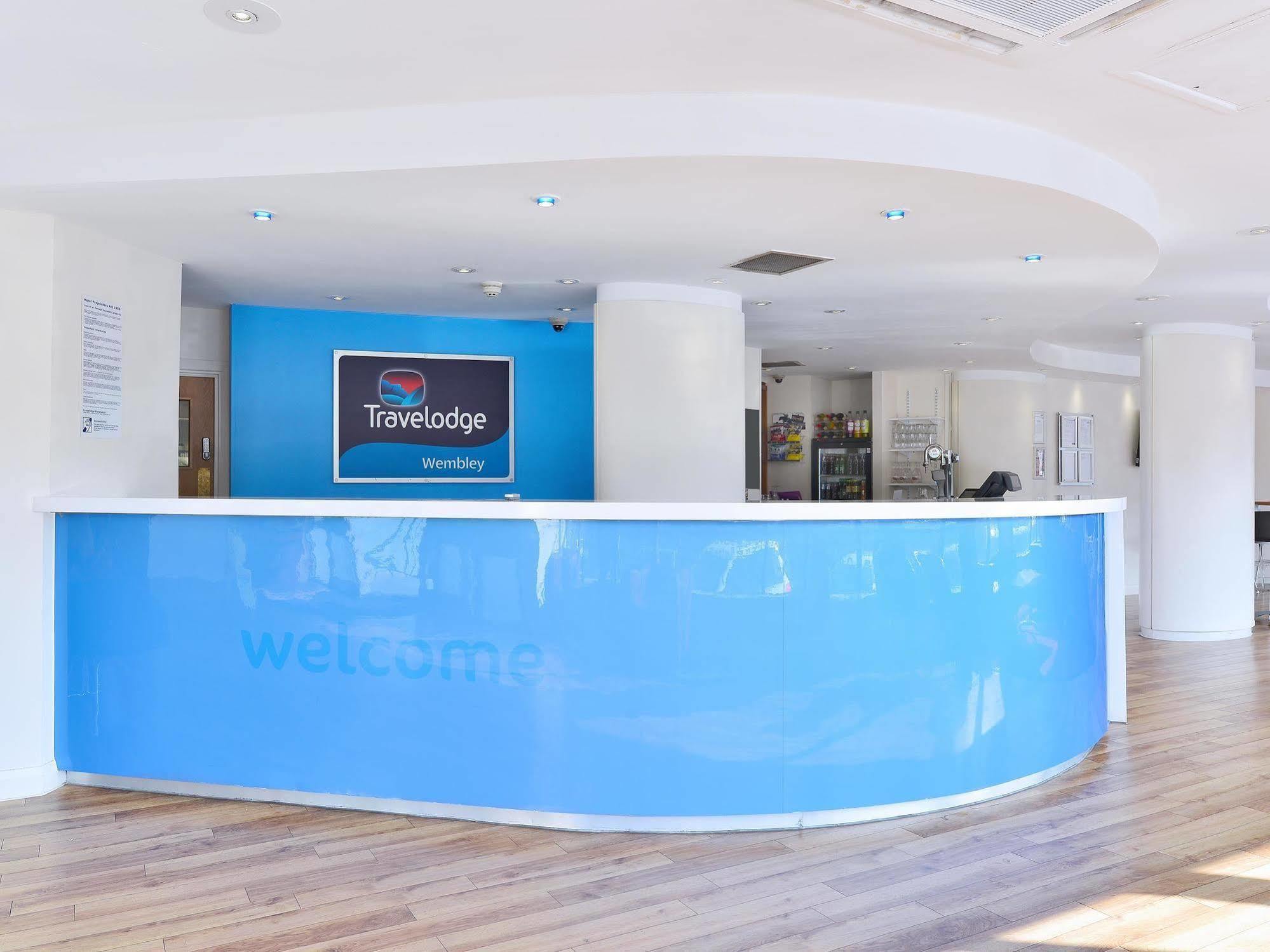 Travelodge London Wembley Exterior foto